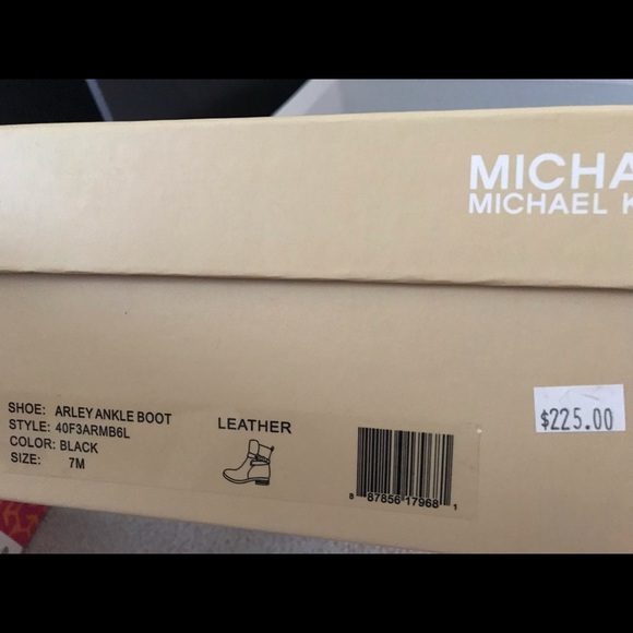 Michael Kors Ankle Boots - Picture 4 of 4